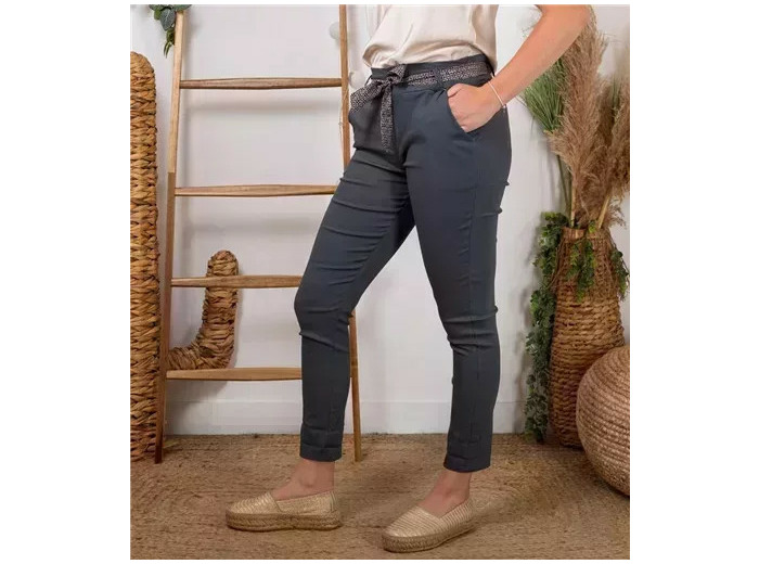 L749- Pantalon Stretch (T36-T50) 🇮🇹 (gris)