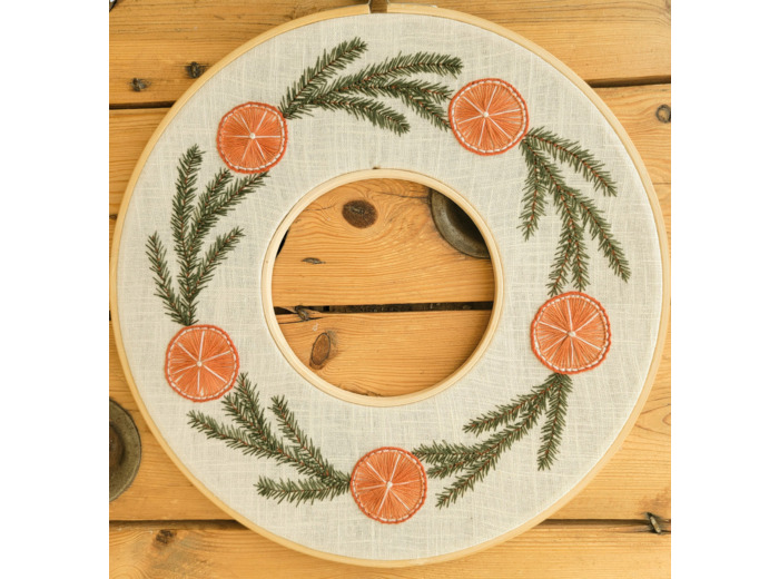 Kit Broderie Noël - "Ma couronne de Noël"