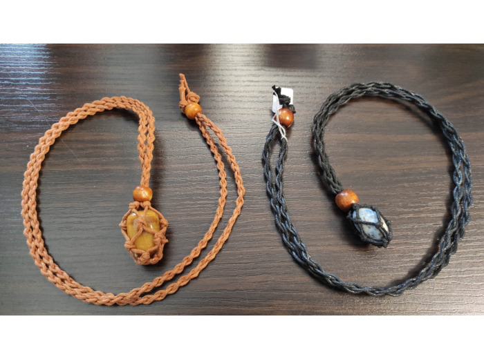 Collier porte-pierre style macramé