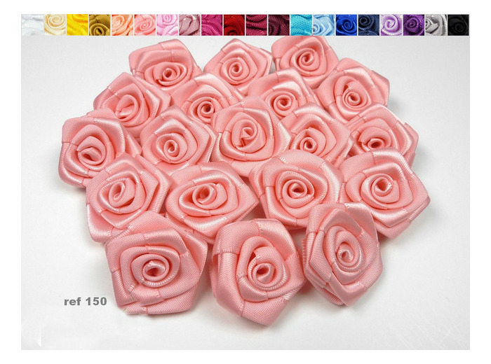 Sachet de 10 roses satin de 3 cm de diametre rose clair 150