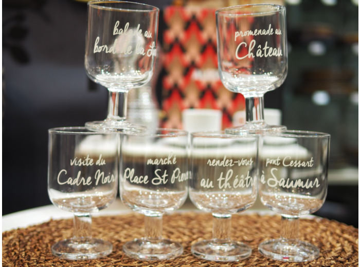 6 verres à pieds Saumur