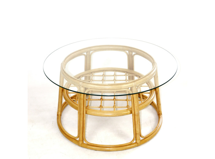 Table en osier et plateau en verre