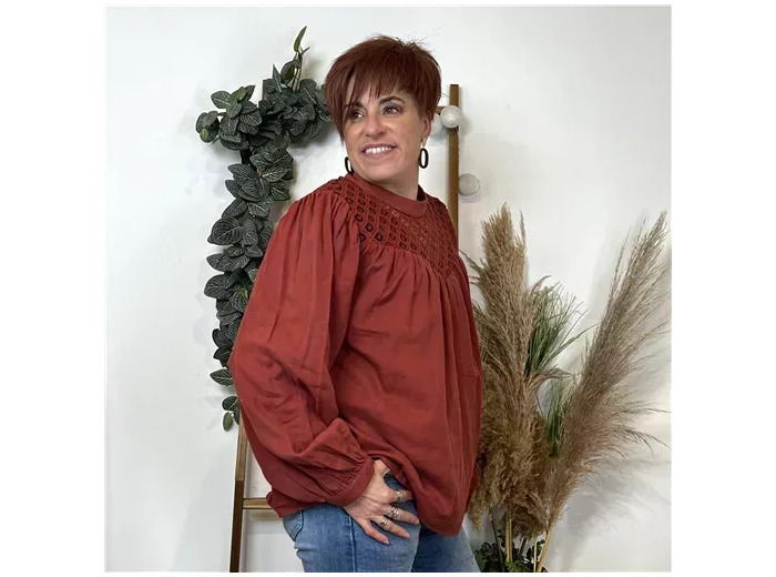 k739- Blouse coton Broderie (T36-T40) (rouille)