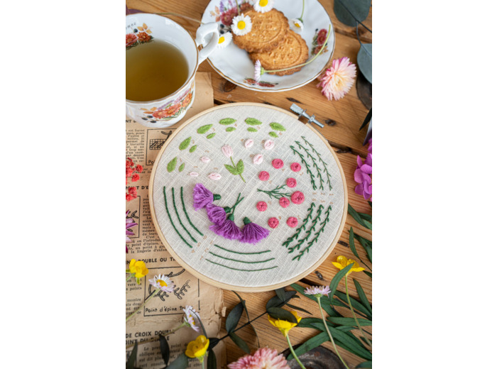 Kit broderie fleurs "L'apprenti fleuriste" - Tome 2