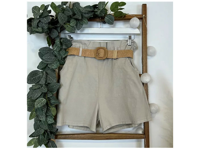 N983- Short avec ceinture (Tu) (beige)