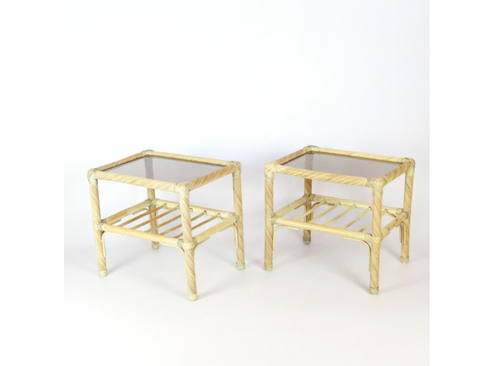Paire de tables en rotin