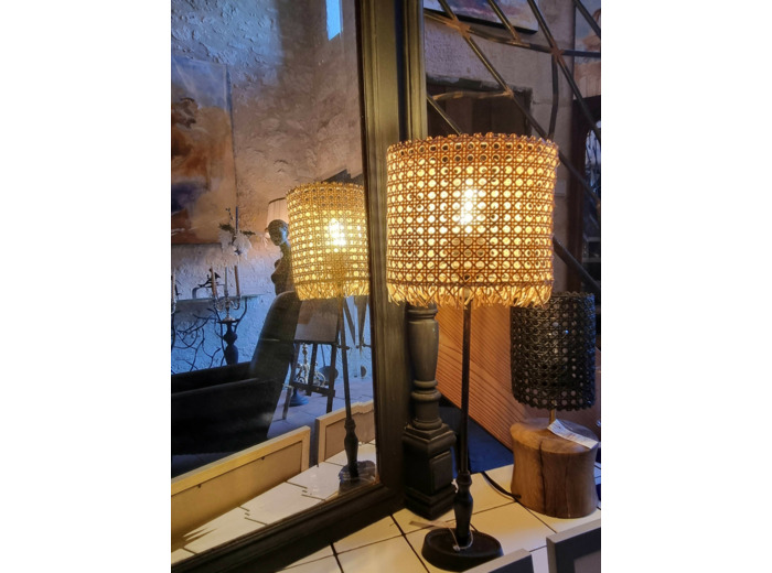 Lampe métal noir et cannage