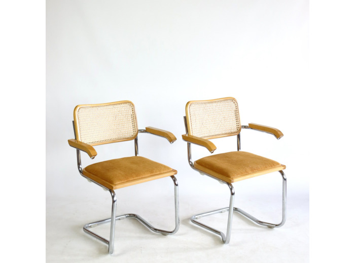 Paire de chaises B64
