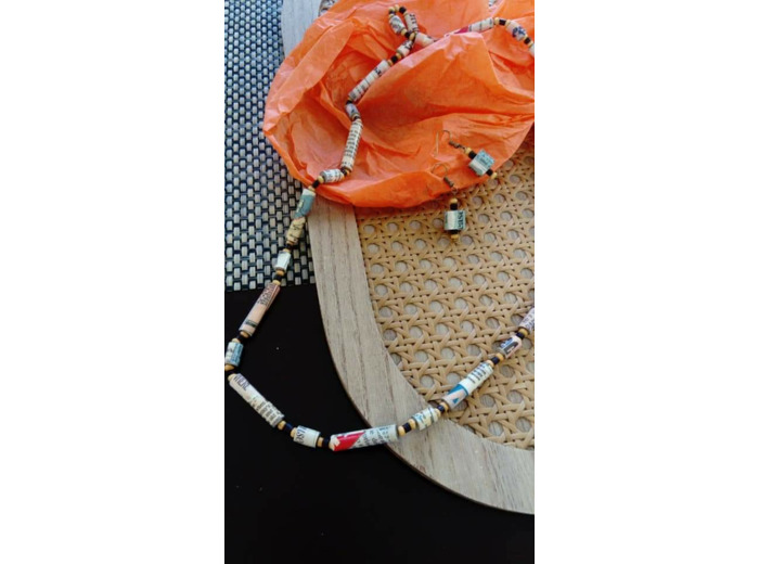 Ensemble collier et boucles d'oreilles fait main