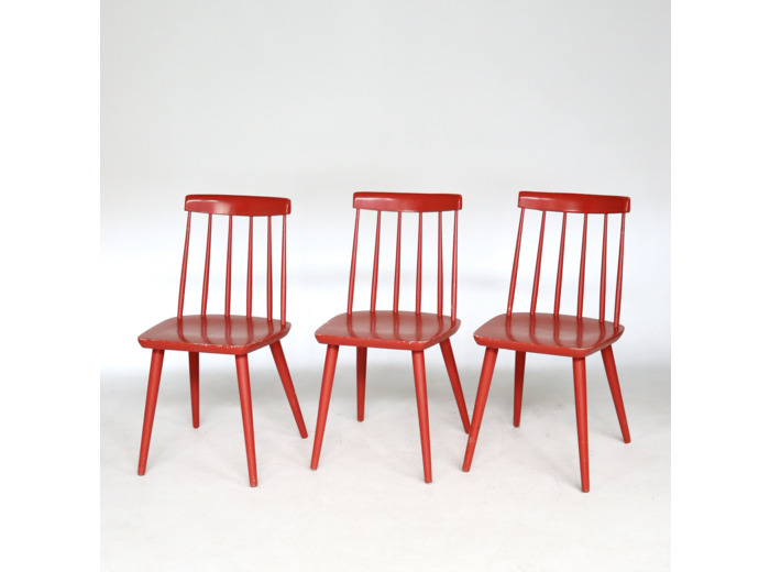 Trois " Pinnstol" rouges