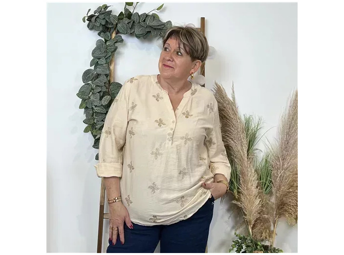 K805- Blouse brodée Christy (T44-T52) (beige)