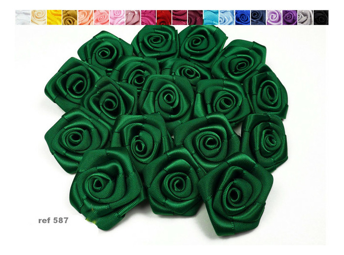 Sachet de 10 roses satin de 3 cm de diametre vert tres fonce 587