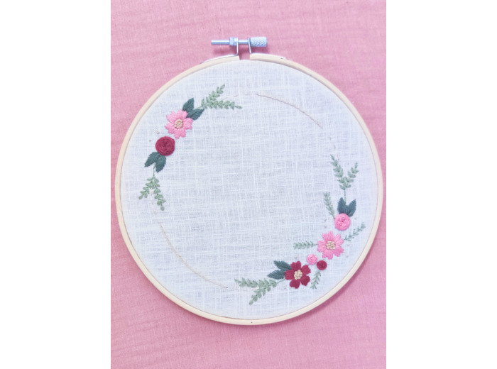 Patron de broderie PDF "Couronne de fleurs"