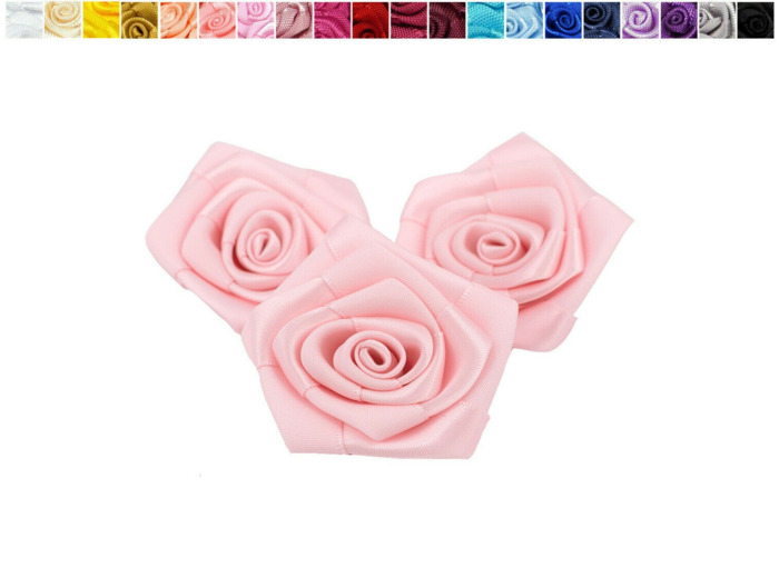 Sachet de 3 roses satin de 6 cm de diametre rose tendre 123