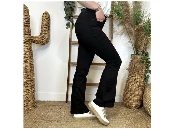 O502- Jean Bootcut Voggo (T36-T44) (noir)