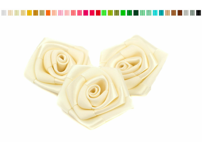Sachet de 3 roses satin de 6 cm de diametre ivoire 810