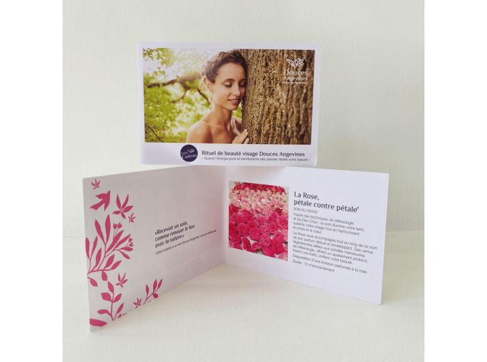 CARTE CADEAU - Le Soin du Visage "La Rose, Pétale contre Pétale®"