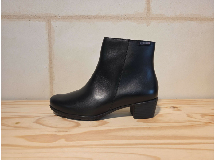 MEPHISTO Iola