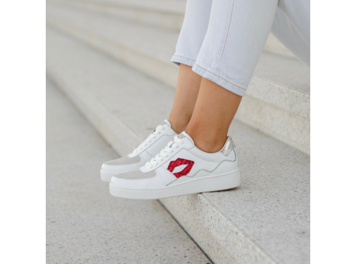 Loulou Blanc/Rouge Les bons baisers de Paname