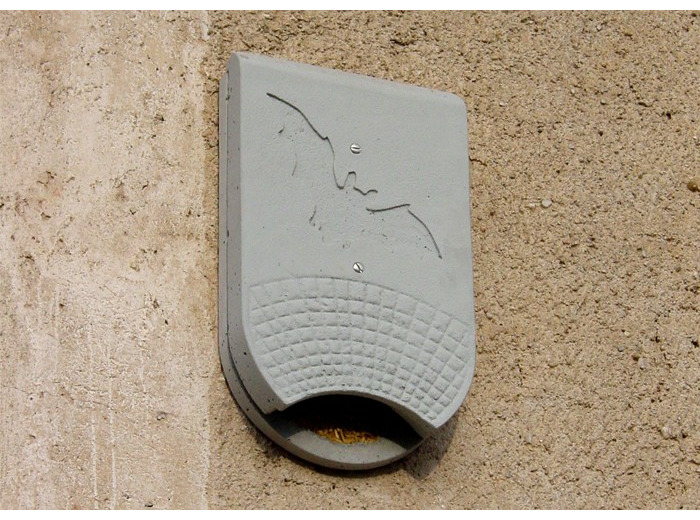 GITE A CHAUVES-SOURIS DE FACADE 1FQ