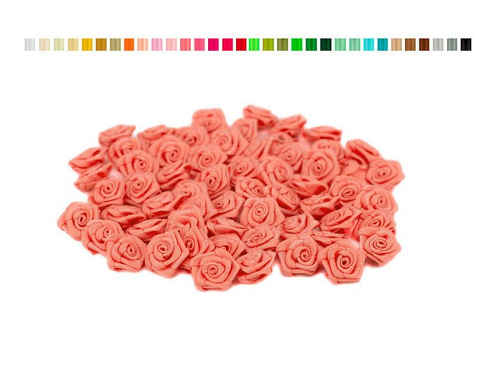 Sachet de 20 petites rose en satin 15 mm corail 238