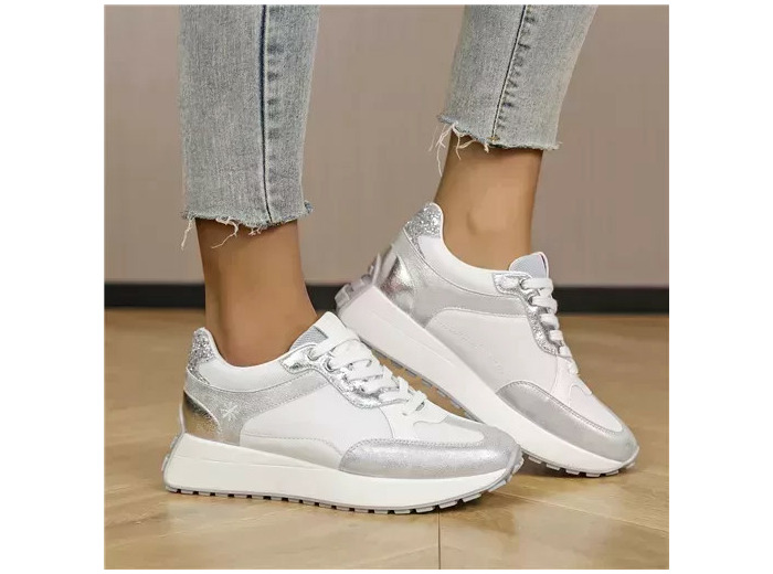 R413- Sneakers "Grandes Pointures" (T40-T43) (argenté)