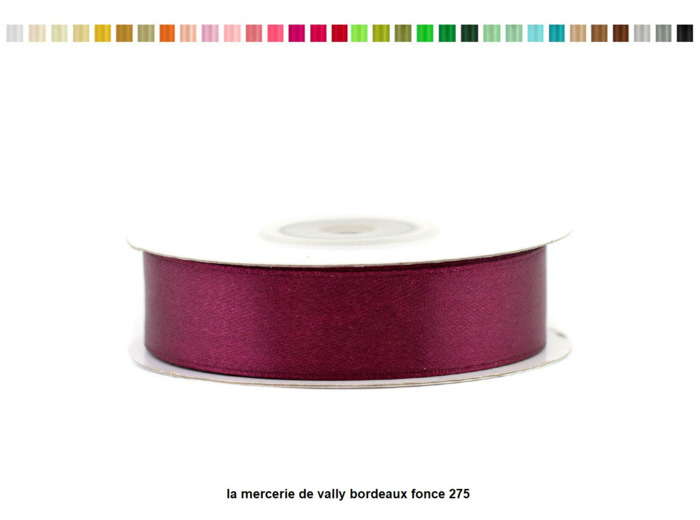 Ruban satin 18 mm de large par bobine de 25m bordeaux fonce