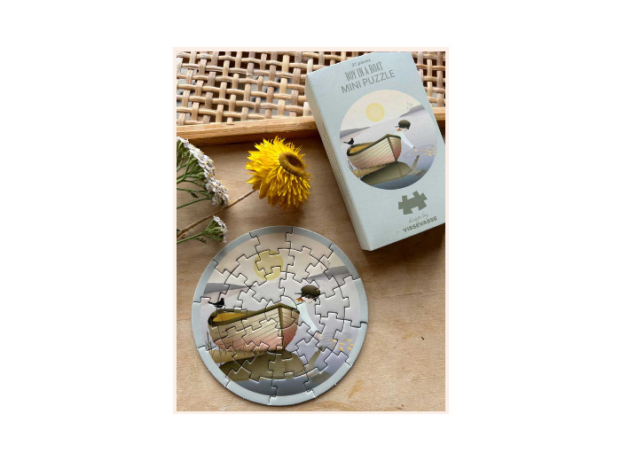 BOY IN A BOAT MINI PUZZLE