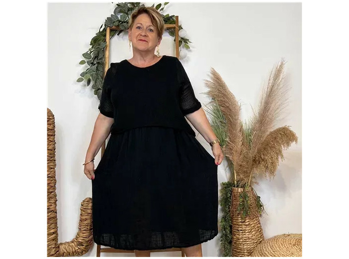 K146- Robe Crop-Top (Tu) (noir)