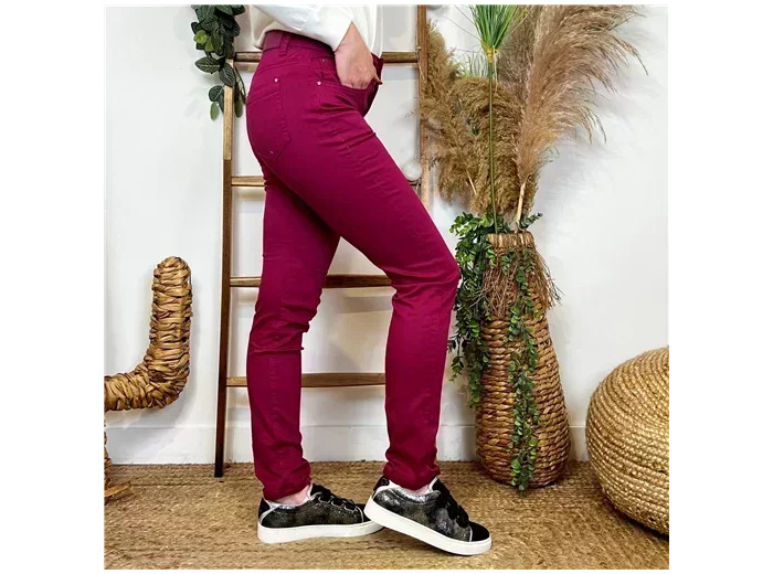 O154- Jean coupe Slim (T34-T44) (framboise)