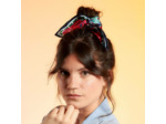 Petit carré de soie Pompon
