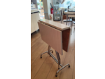 Table d'appoint en formica blanc pliable des années 70