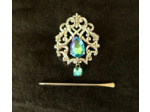 Fibule "OLIS" verte et bleue
