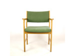 Fauteuil en chêne et velours années 60