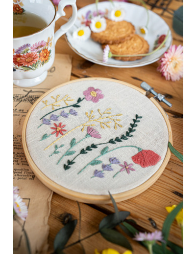 Kit Broderie "Fleurs des Champs"