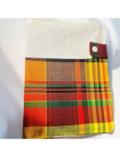 Carnet de santé en Tissu Madras Personnalisable
