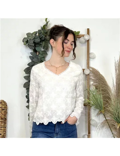 K471- Blouse brodée Version Féminin (blanc)