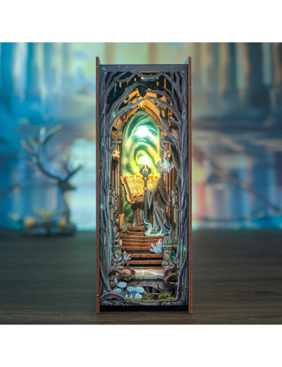 The Gate of Wonderland - Booknook