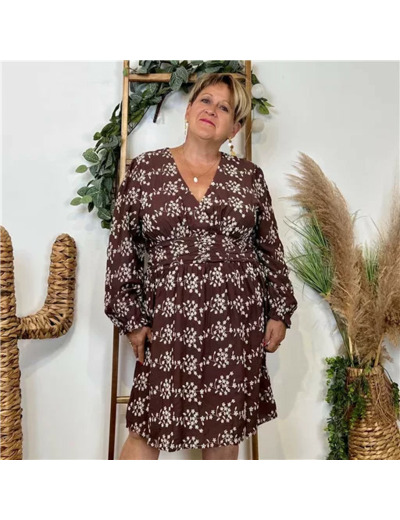 K108- Robe uni plumetis (T40-T48) (marron)
