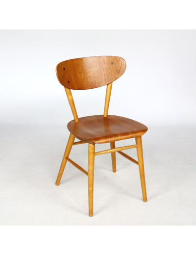 Chaise en teck années 60