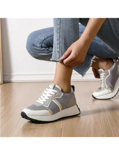 R405- Sneakers Moow crantées (T36-T41) (gris clair)