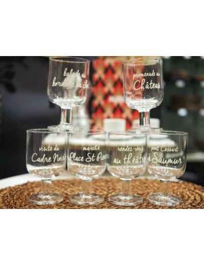 6 verres à pieds Saumur