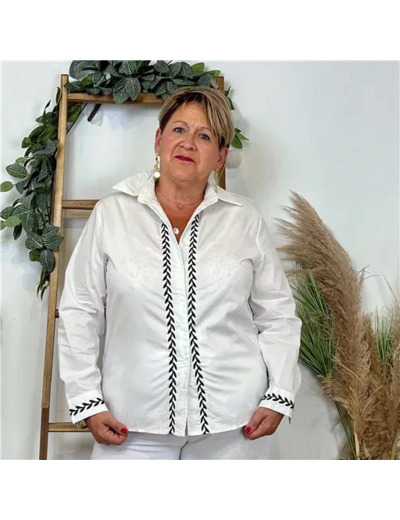 Z740- Blouse brodée Christy (T44-T52) (blanc)