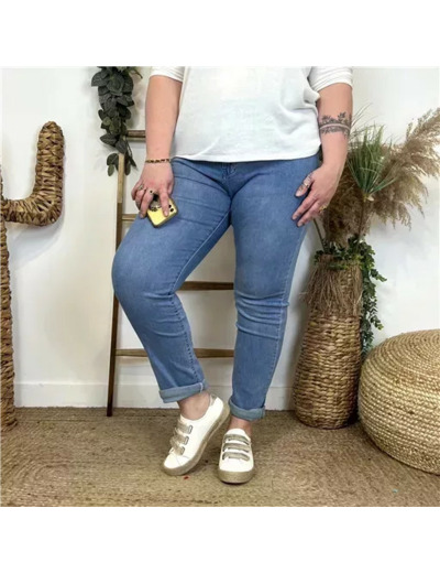 M992- Jean 7/8ème Voggo (T42-T50) (denim clair)