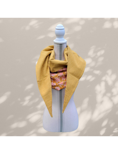 Chèche "Reykjavik" en tissu japonais moutarde, doublé double gaze moutarde à pois dorés