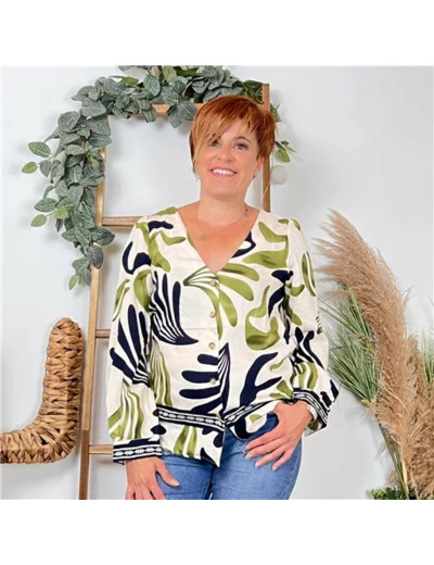 K108- Blouse "In April" (kaki)