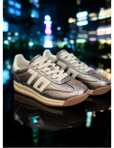 Jogger Femme en cuir gun metallic & milk - Back70