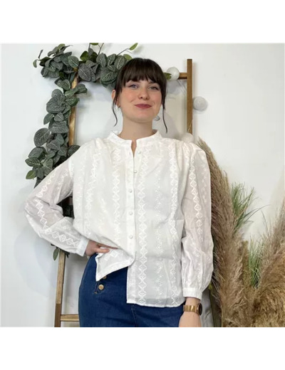 P441- Blouse coton Broderie (T36-T40) (ecru)