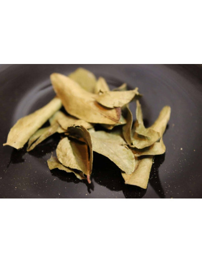 Kaloupilé ou Feuilles de curry en feuille entière