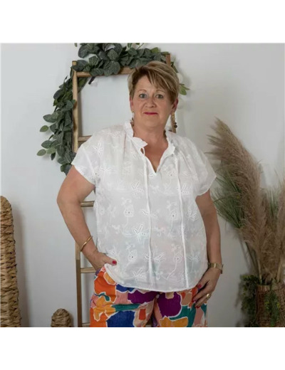 K296- Blouse brodée By One (T40-T48) (blanc)